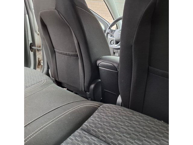 Personenauto, opel, astra, 2019 - afbeelding 40 van  65