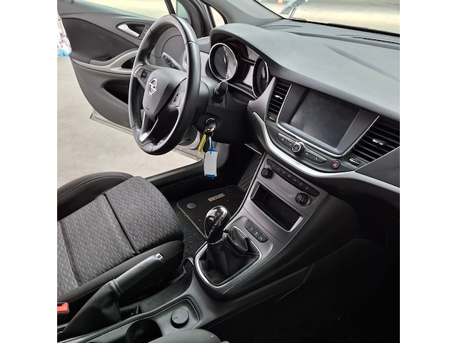 Personenauto, opel, astra, 2019 - afbeelding 41 van  65