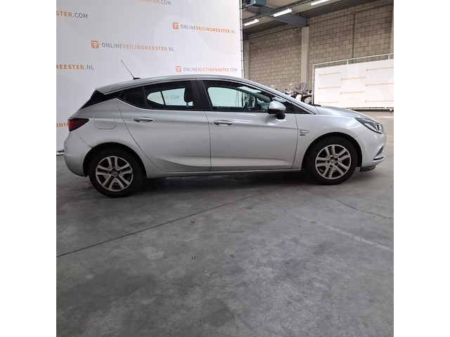 Personenauto, opel, astra, 2019 - afbeelding 34 van  65