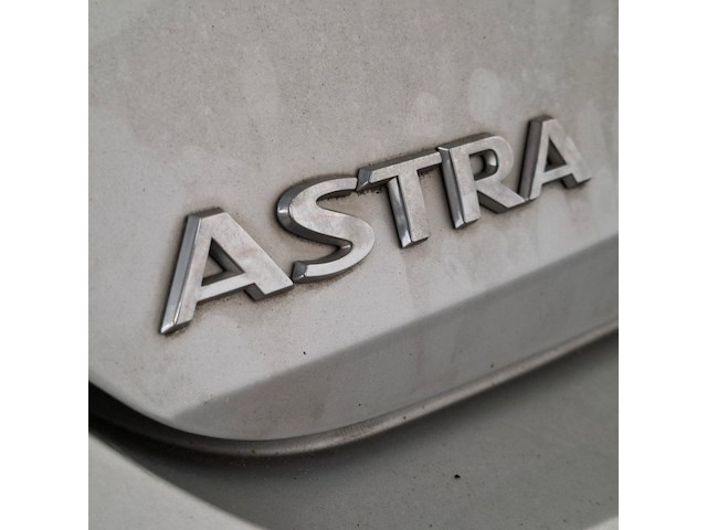 Personenauto, opel, astra, 2019 - afbeelding 58 van  65