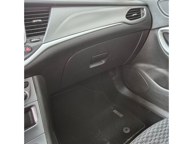 Personenauto, opel, astra, 2019 - afbeelding 21 van  40