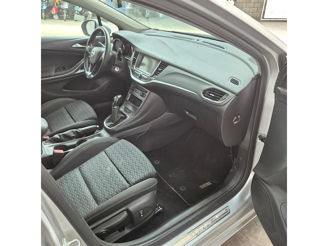 Personenauto, opel, astra, 2019 - afbeelding 26 van  40