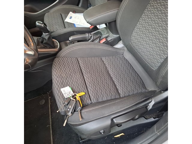 Personenauto, opel, astra, 2019 - afbeelding 27 van  68