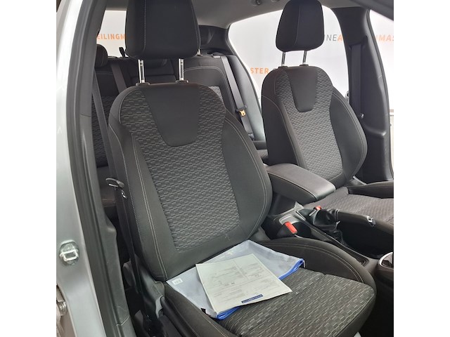 Personenauto, opel, astra, 2019 - afbeelding 47 van  68
