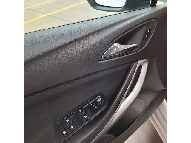 Personenauto, opel, astra, 2019 - afbeelding 31 van  75