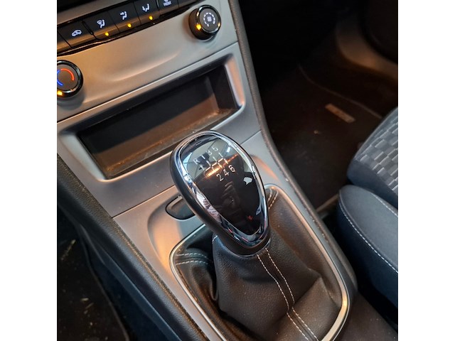 Personenauto, opel, astra, 2019 - afbeelding 41 van  75