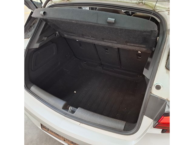 Personenauto, opel, astra, 2019 - afbeelding 48 van  75
