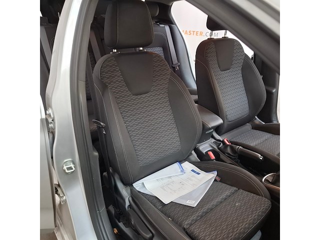 Personenauto, opel, astra, 2019 - afbeelding 52 van  75