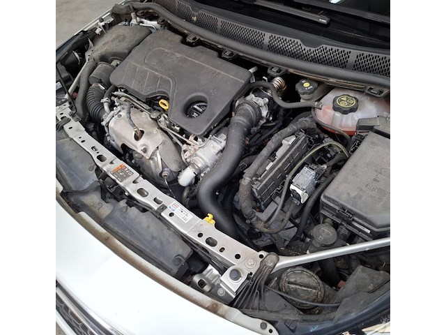 Personenauto, opel, astra, 2019 - afbeelding 61 van  75