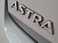 Personenauto, opel, astra, 2019 - afbeelding 66 van  75