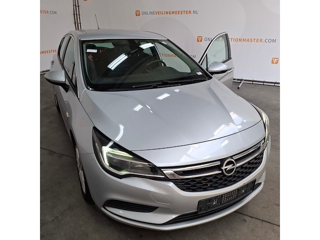 Personenauto, opel, astra, 2019 - afbeelding 68 van  75