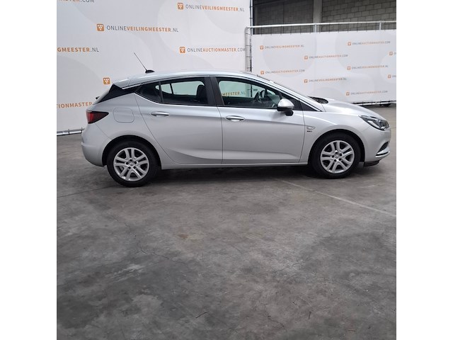 Personenauto, opel, astra, 2019 - afbeelding 20 van  26