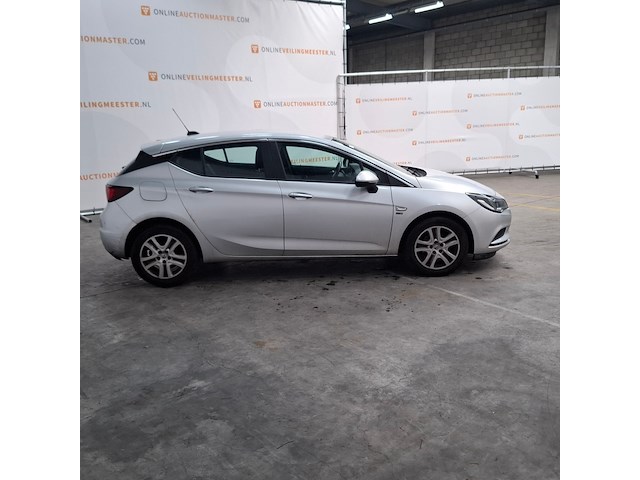 Personenauto, opel, astra, 2019 - afbeelding 14 van  20