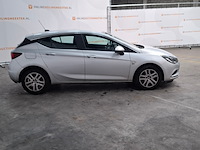 Personenauto, opel, astra, 2019 - afbeelding 14 van  20