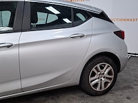 Personenauto, opel, astra, 2019 - afbeelding 19 van  20