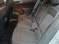 Personenauto, opel, astra, 2019 - afbeelding 36 van  45