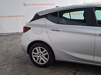 Personenauto, opel, astra, 2019 - afbeelding 17 van  21