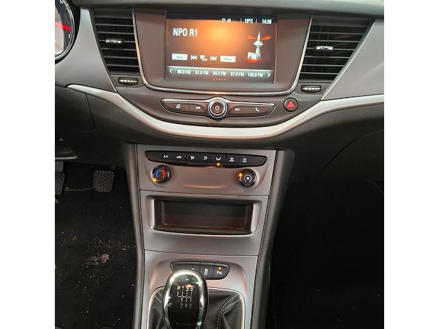 Personenauto, opel, astra, 2019 - afbeelding 13 van  24
