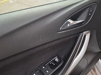 Personenauto, opel, astra, 2019 - afbeelding 33 van  79