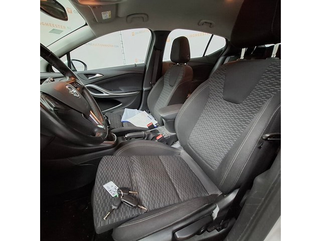 Personenauto, opel, astra, 2019 - afbeelding 37 van  79