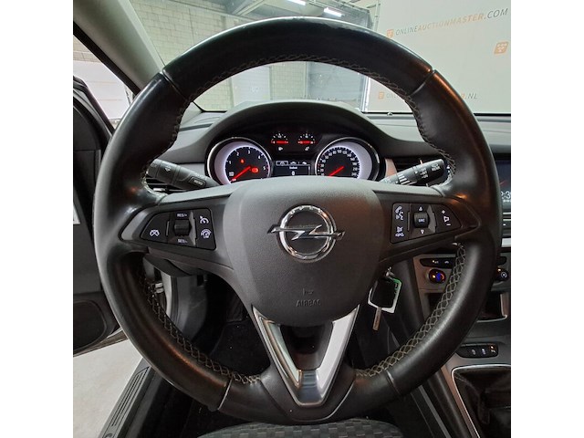 Personenauto, opel, astra, 2019 - afbeelding 38 van  79