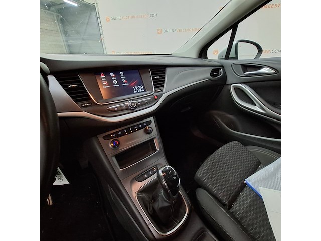 Personenauto, opel, astra, 2019 - afbeelding 44 van  79