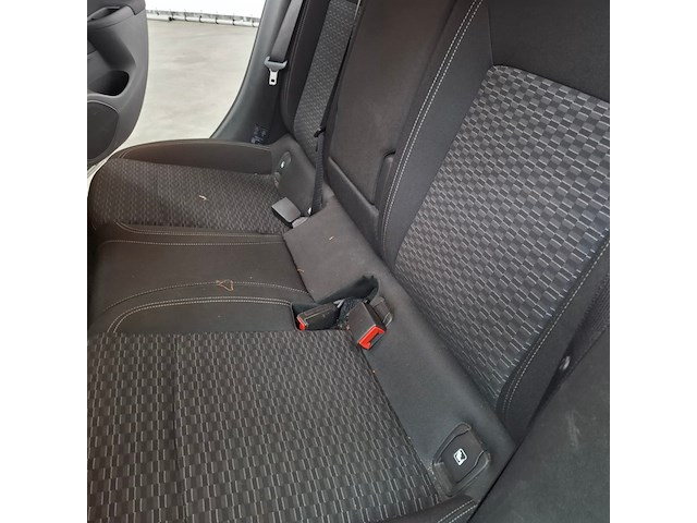 Personenauto, opel, astra, 2019 - afbeelding 48 van  79