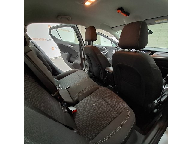 Personenauto, opel, astra, 2019 - afbeelding 51 van  79