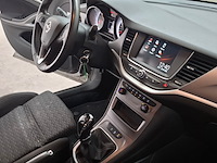 Personenauto, opel, astra, 2019 - afbeelding 53 van  79