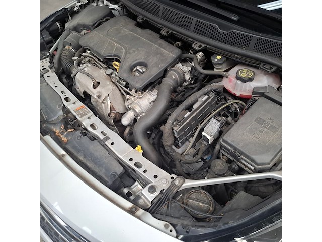 Personenauto, opel, astra, 2019 - afbeelding 66 van  79