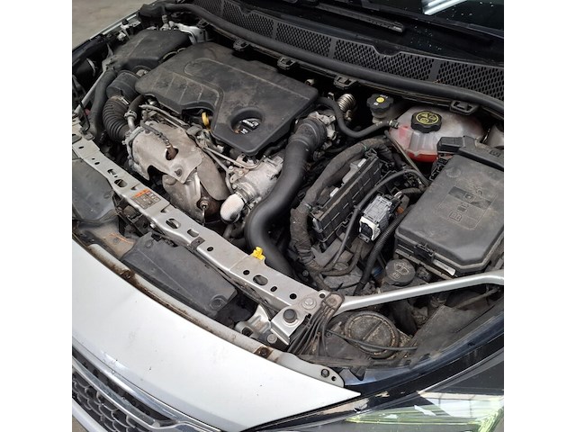 Personenauto, opel, astra, 2019 - afbeelding 63 van  74