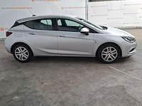 Personenauto, opel, astra, 2019 - afbeelding 46 van  49