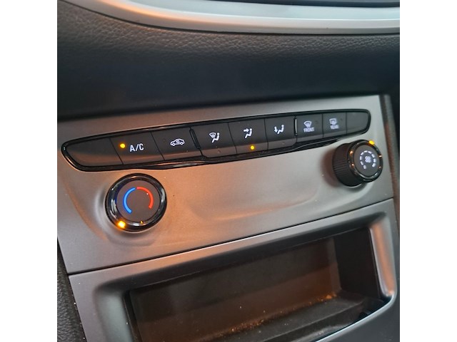 Personenauto, opel, astra, 2019 - afbeelding 14 van  35