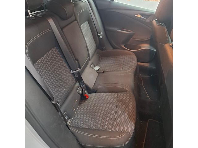 Personenauto, opel, astra, 2019 - afbeelding 18 van  35