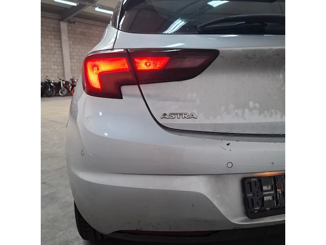 Personenauto, opel, astra, 2019 - afbeelding 26 van  35
