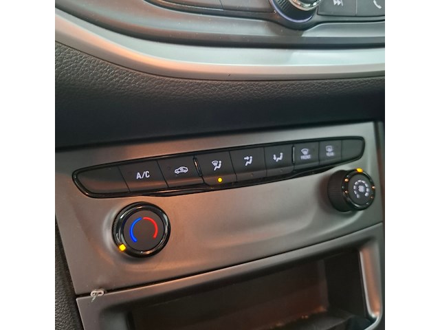Personenauto, opel, astra, 2019 - afbeelding 15 van  34