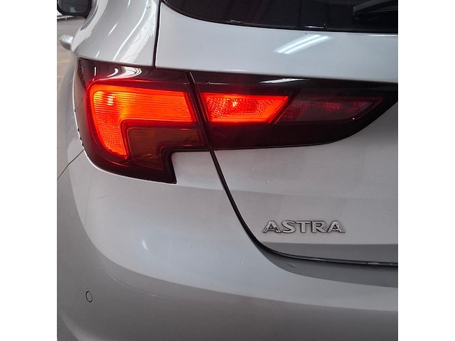 Personenauto, opel, astra, 2019 - afbeelding 28 van  34