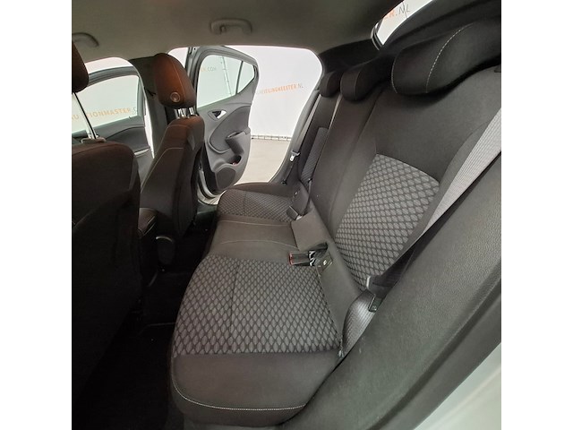 Personenauto, opel, astra, 2019 - afbeelding 36 van  64