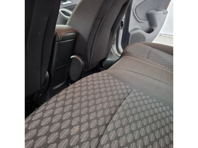 Personenauto, opel, astra, 2019 - afbeelding 37 van  64