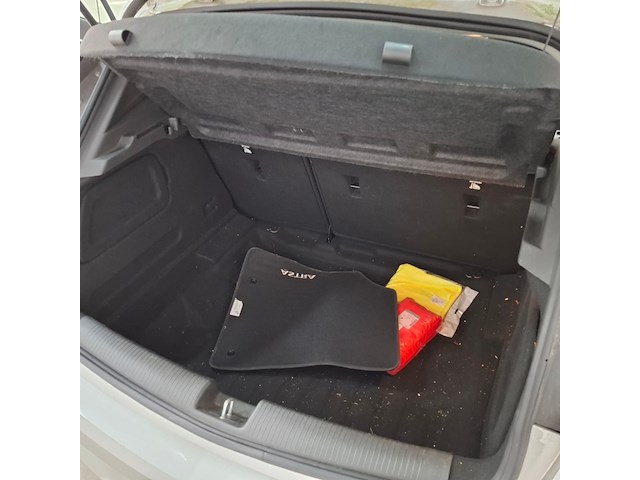 Personenauto, opel, astra, 2019 - afbeelding 39 van  64