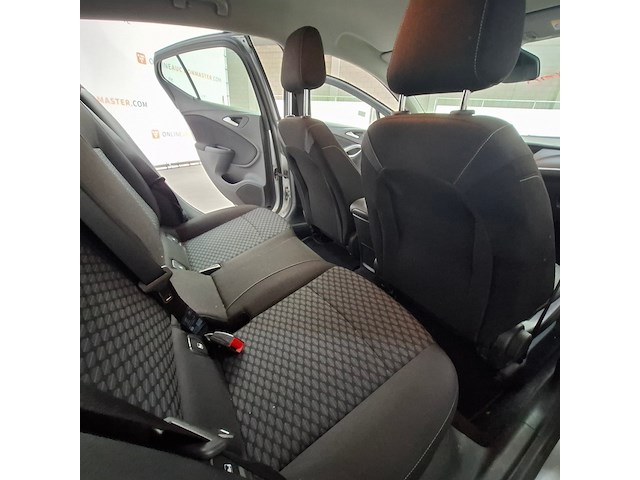 Personenauto, opel, astra, 2019 - afbeelding 40 van  64