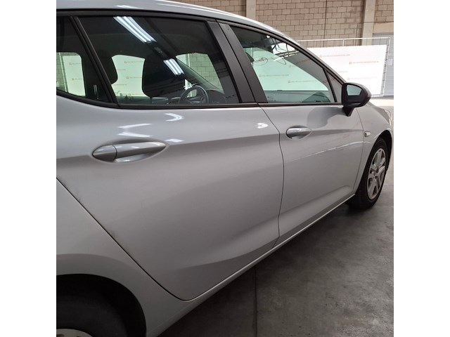 Personenauto, opel, astra, 2019 - afbeelding 56 van  64