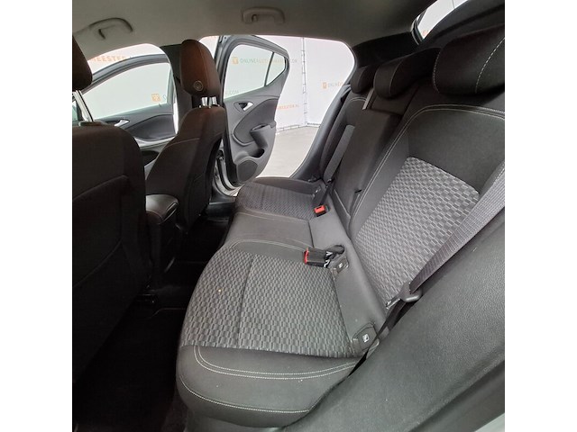 Personenauto, opel, astra, 2019 - afbeelding 36 van  64