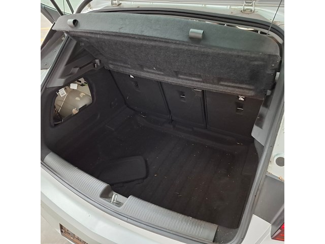 Personenauto, opel, astra, 2019 - afbeelding 39 van  64