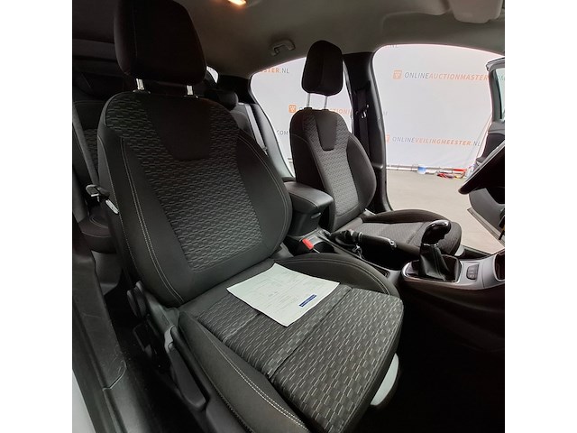 Personenauto, opel, astra, 2019 - afbeelding 43 van  64