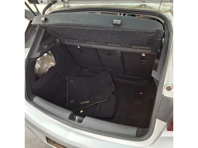 Personenauto, opel, astra, 2019 - afbeelding 48 van  72