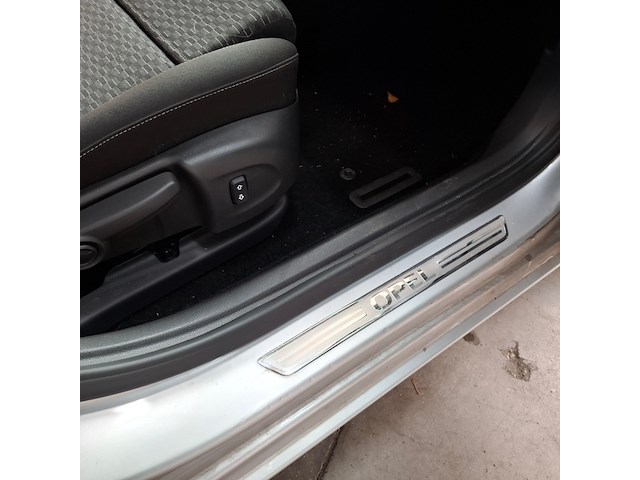 Personenauto, opel, astra, 2019 - afbeelding 54 van  72