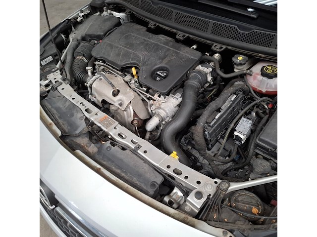 Personenauto, opel, astra, 2019 - afbeelding 61 van  72