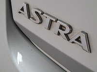 Personenauto, opel, astra, 2019 - afbeelding 66 van  72