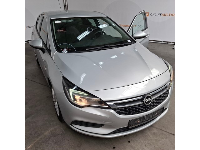 Personenauto, opel, astra, 2019 - afbeelding 68 van  72